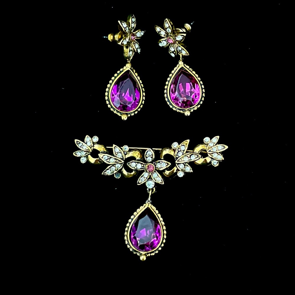 Vintage inspired Earrings & Brooch Set Gold w/ Purple Rhinestone teardrop stones